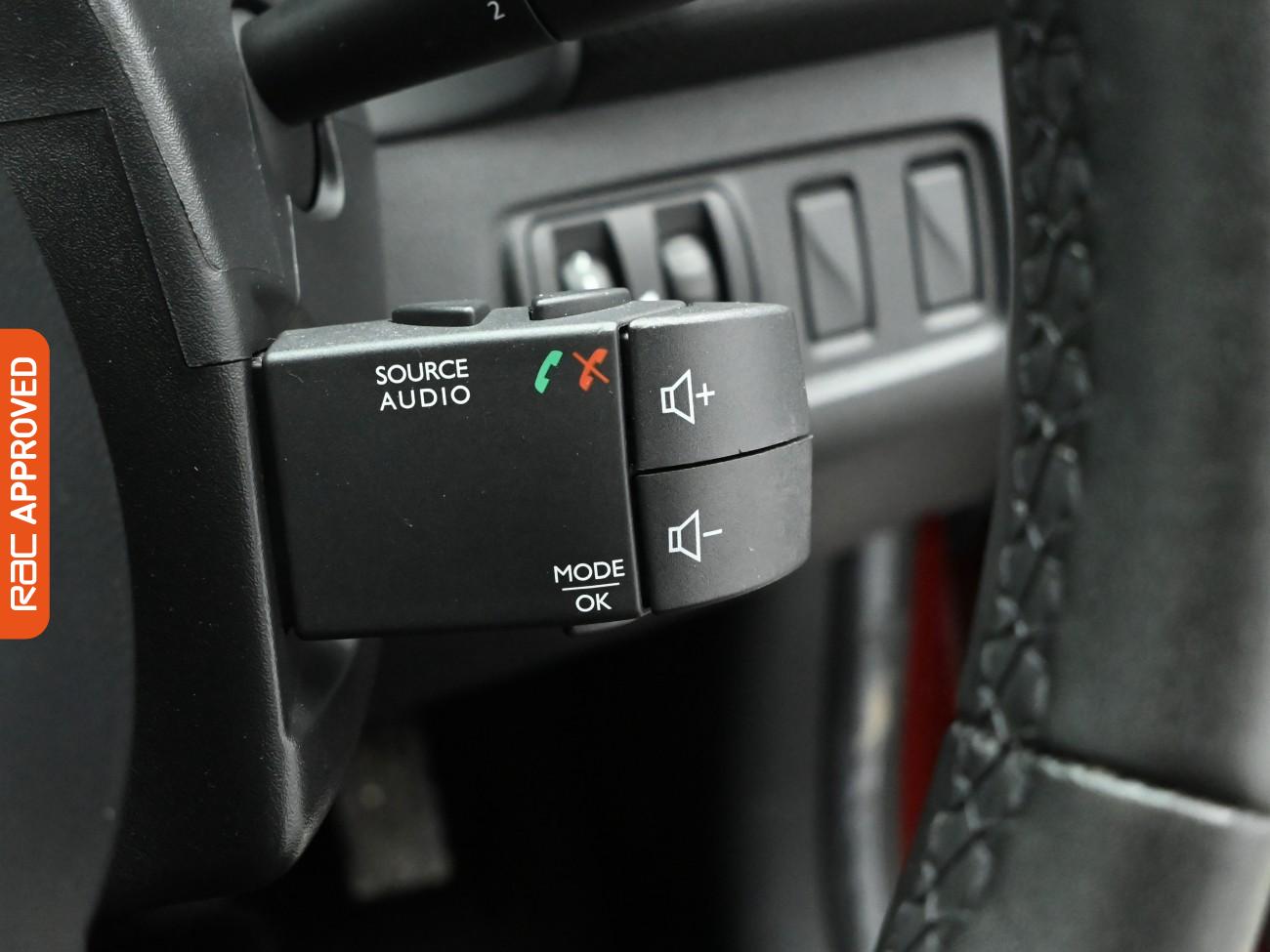 Used Renault Clio 2017 for sale - 77194899: Photo 19