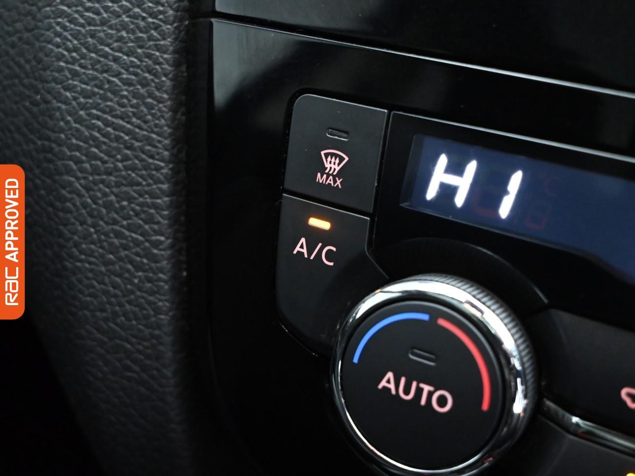 Used Nissan Qashqai 2018 for sale - 76411683: Photo 17