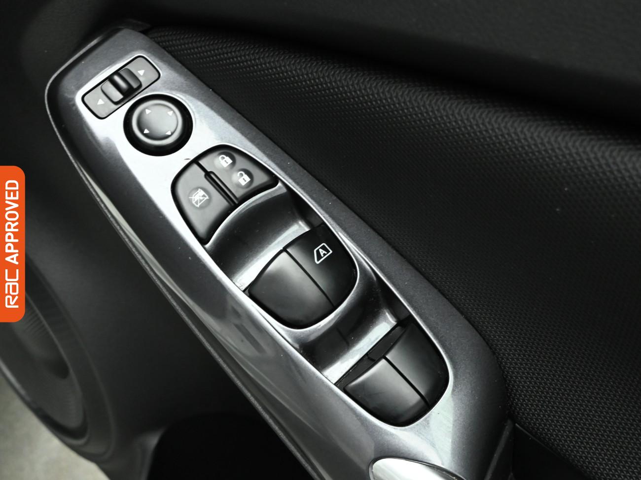 Used Nissan Juke 2023 for sale - 76969335: Photo 23