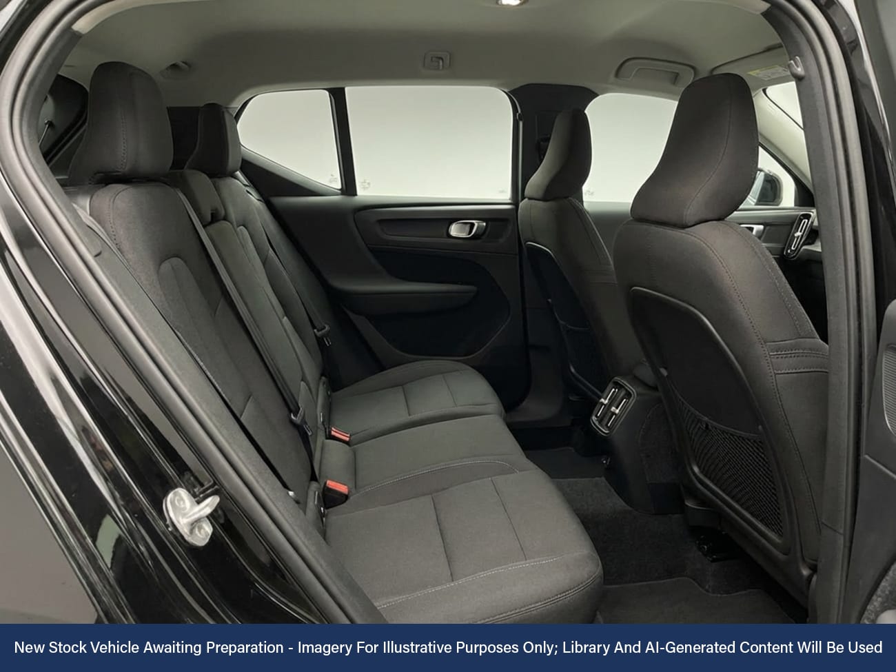 Used Volvo C40 2023 for sale - 77976192: Photo 4