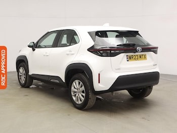 Used Toyota Yaris Cross 2023 for sale - 78794317: Photo