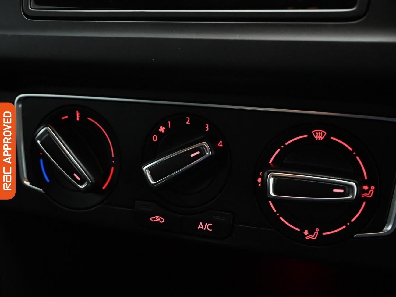 Used Volkswagen Polo 2017 for sale - 76629947: Photo 18