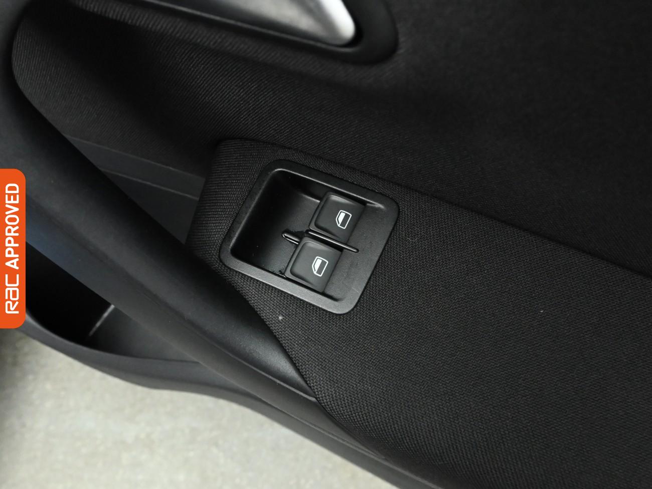 Used Volkswagen Polo 2017 for sale - 76629947: Photo 26