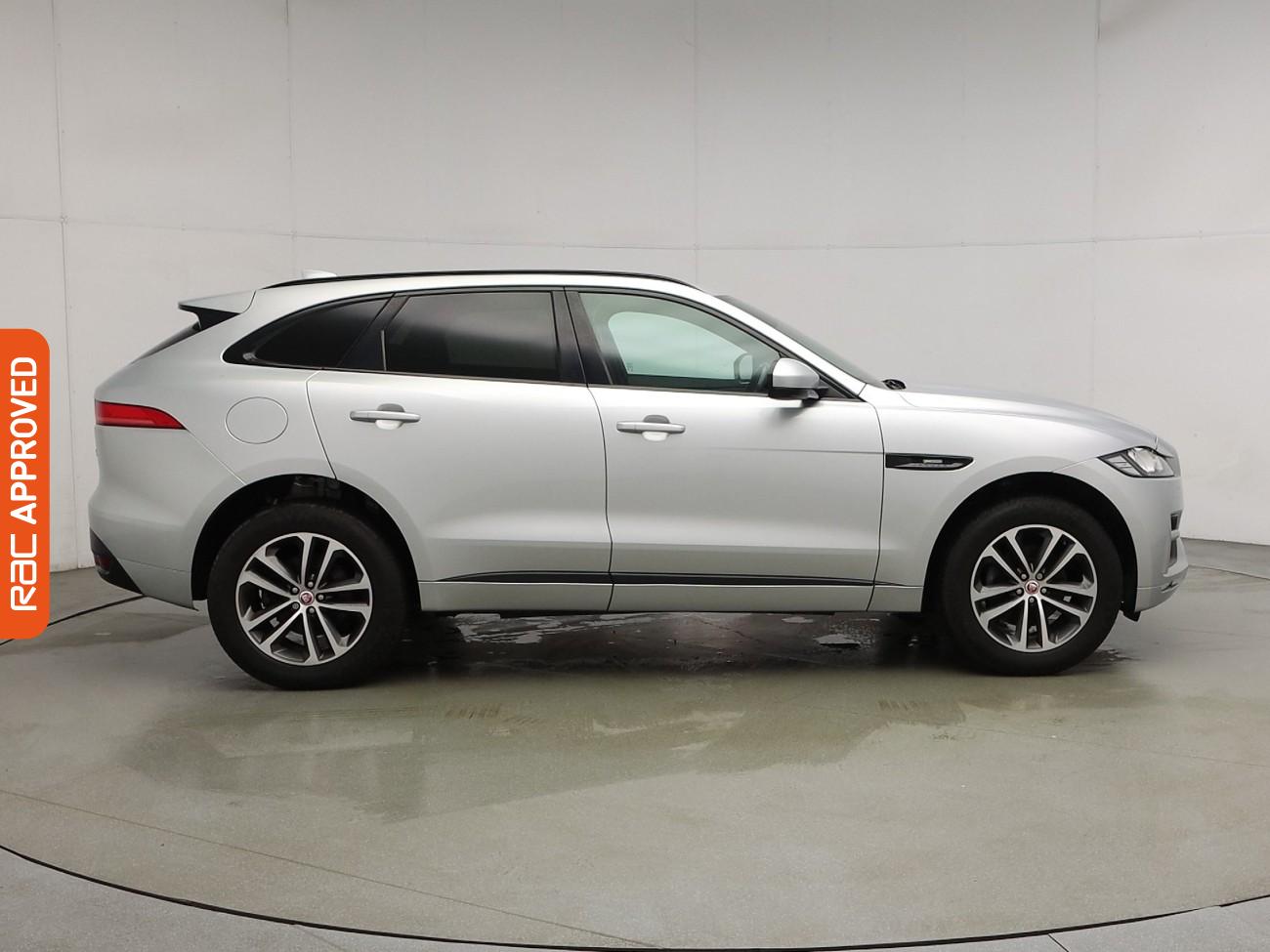 Used Jaguar F-Pace 2017 for sale - 76746283: Photo 6