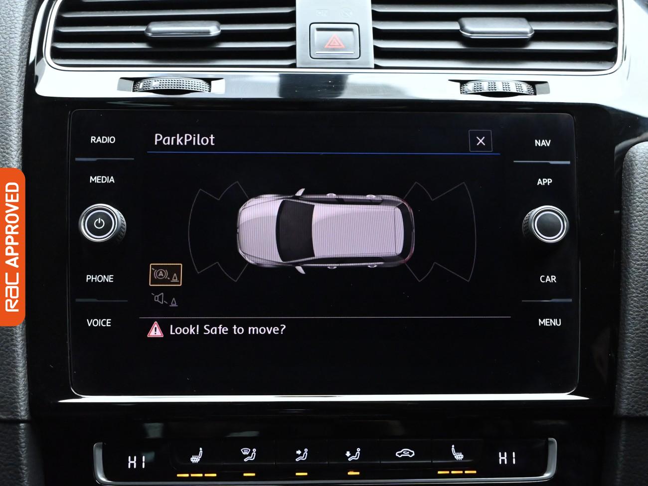 Used Volkswagen Golf 2018 for sale - 77951802: Photo 4