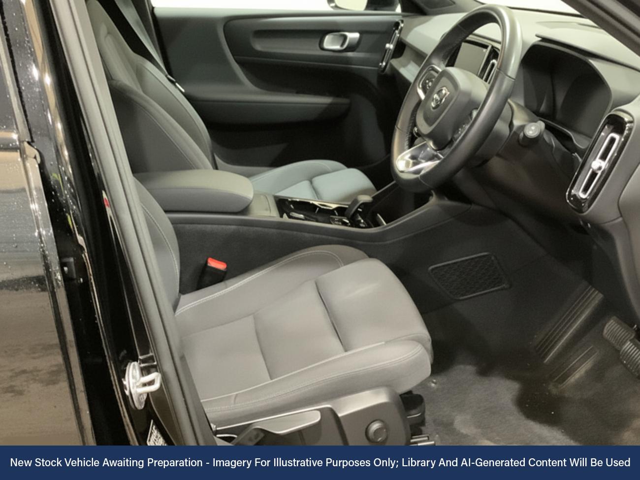 Used Volvo XC40 2022 for sale - 76845515: Photo 3