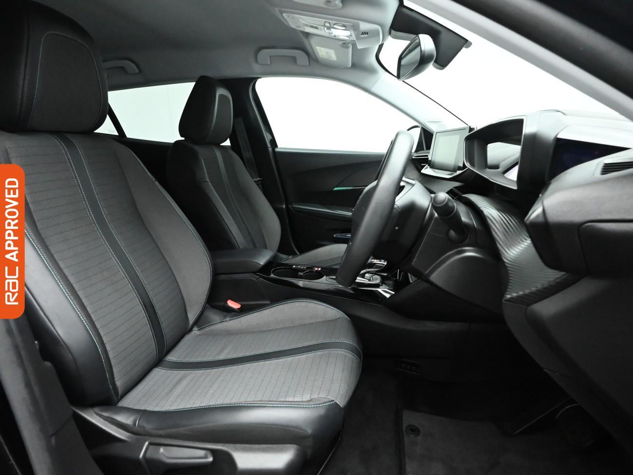 Used Peugeot E-2008 2021 for sale - 76650561: Photo 14