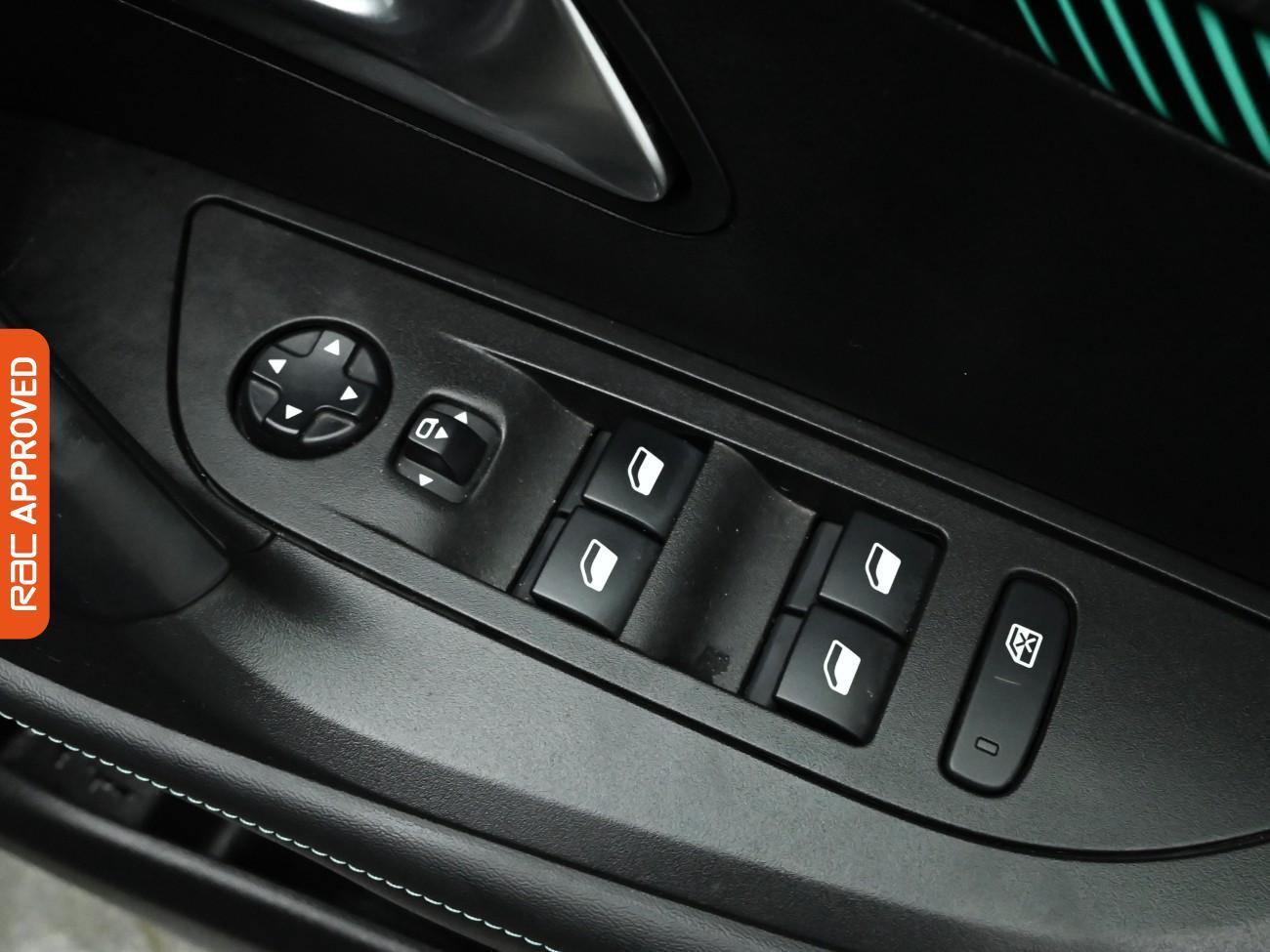 Used Peugeot E-2008 2021 for sale - 76650561: Photo 28