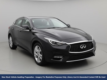 Used Infiniti Q30 2017 for sale - 76540976: Photo