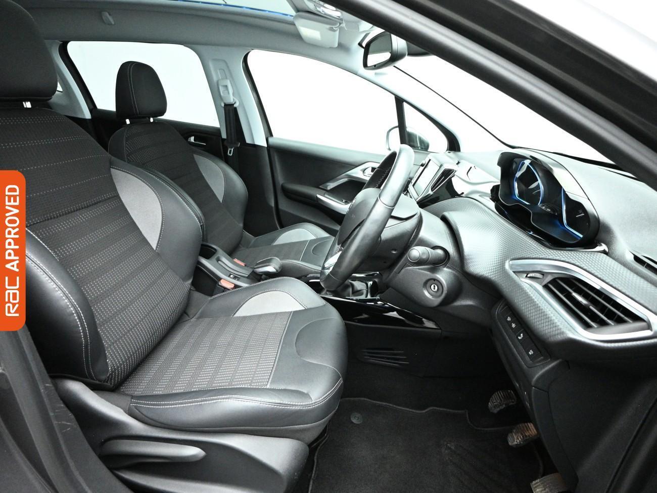 Used Peugeot 2008 2019 for sale - 77943661: Photo 12