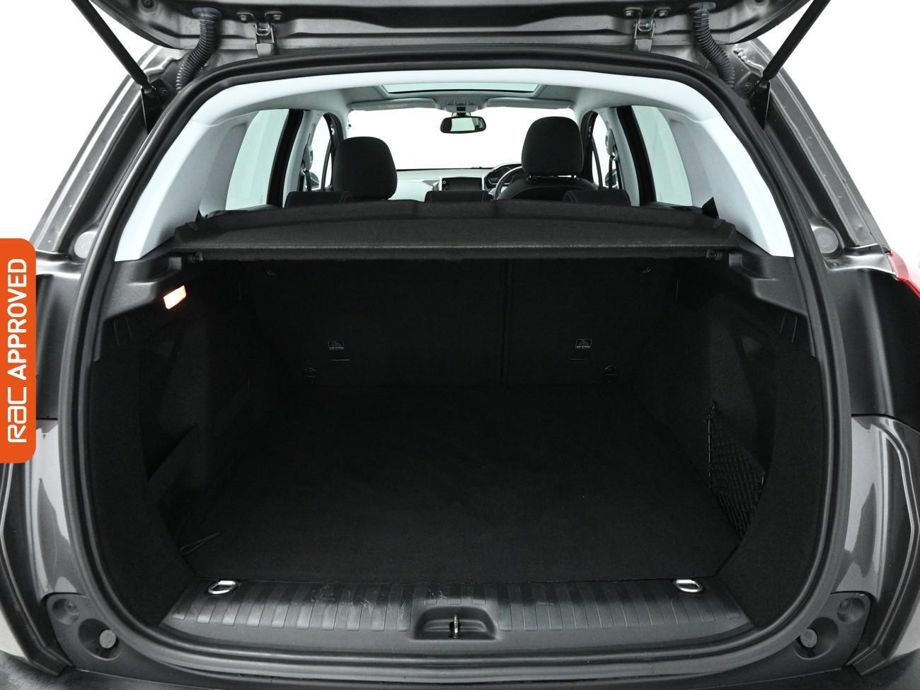 Used Peugeot 2008 2019 for sale - 77943661: Photo 28