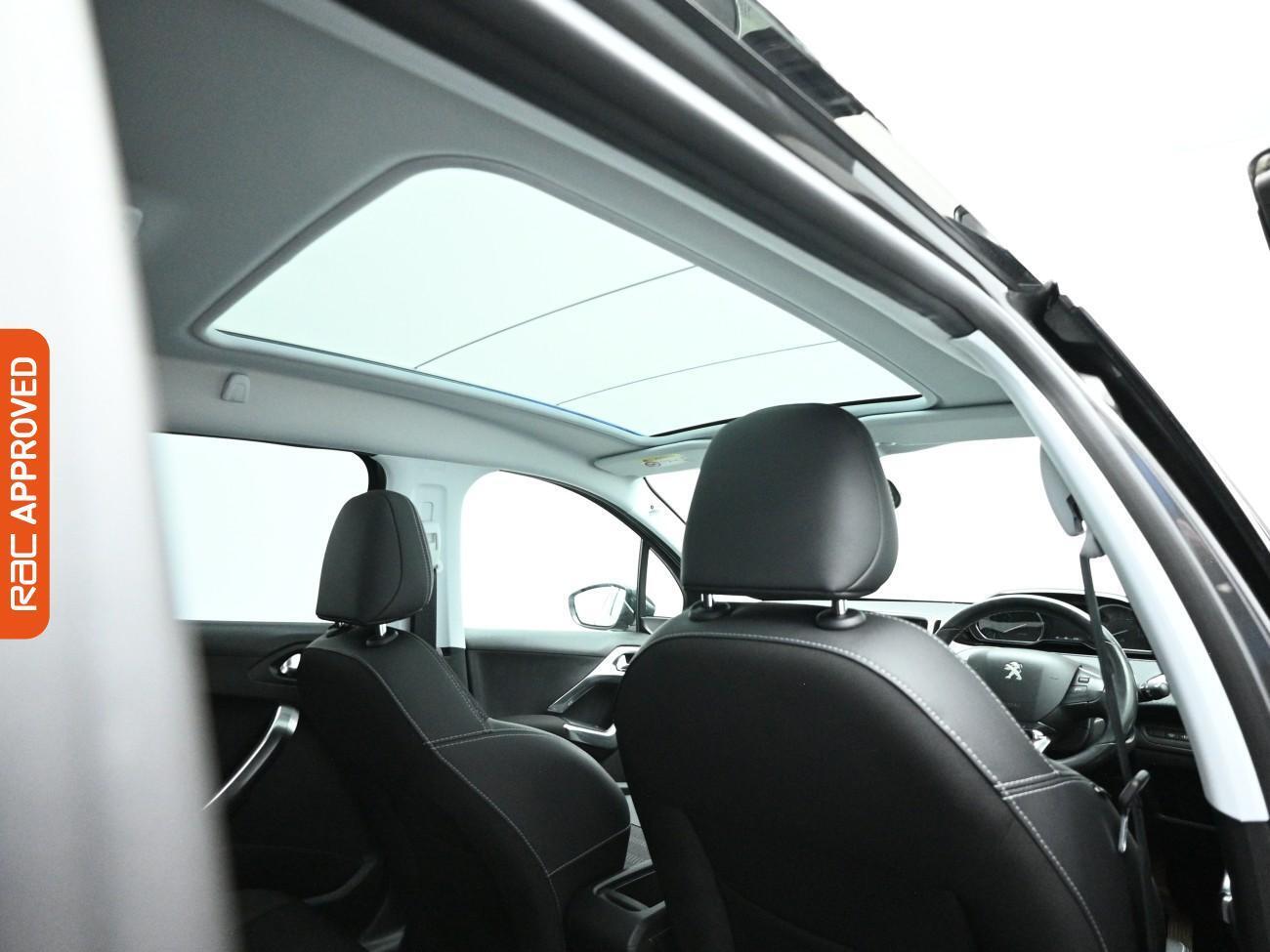 Used Peugeot 2008 2019 for sale - 77943661: Photo 3