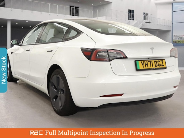 Used Tesla Model 3 2021 for sale - 76298708: Photo 2
