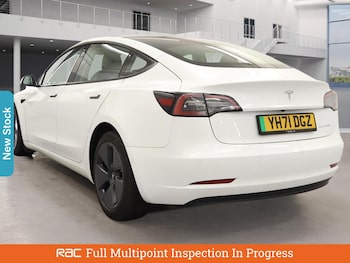 Used Tesla Model 3 2021 for sale - 76298708: Photo 2