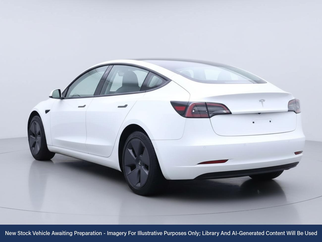 Used Tesla Model 3 2021 for sale - 76705533: Photo 2