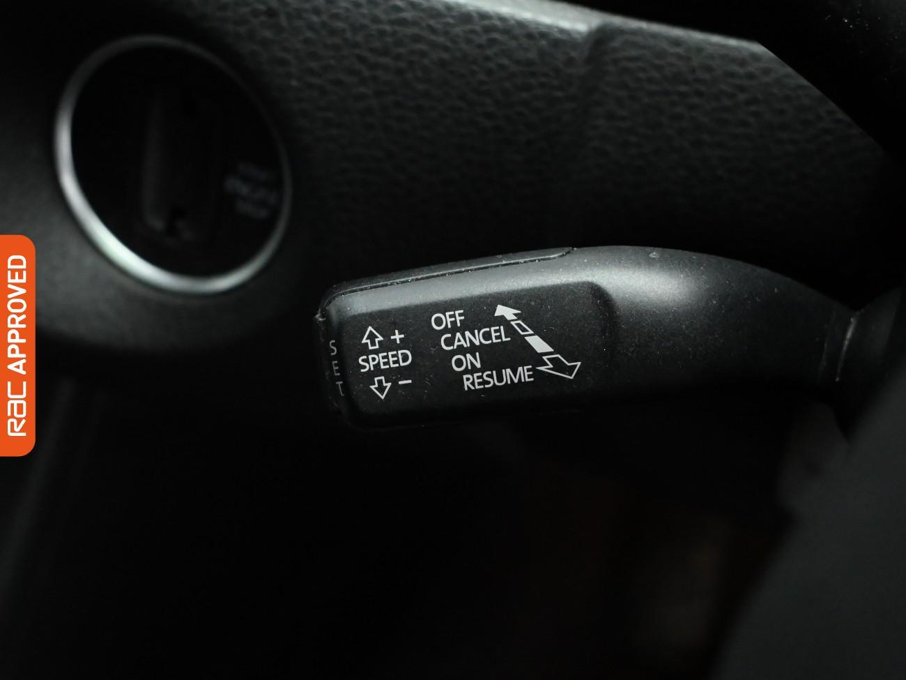 Used Volkswagen Touareg 2016 for sale - 76650517: Photo 22