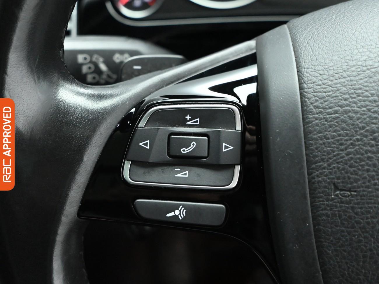 Used Volkswagen Touareg 2016 for sale - 76650517: Photo 23