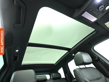 Used Volkswagen Touareg 2016 for sale - 76650517: Photo