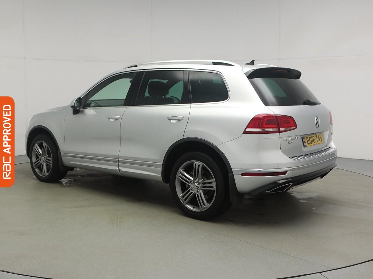 Used Volkswagen Touareg 2016 for sale - 76650517: Photo 4