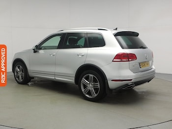 Used Volkswagen Touareg 2016 for sale - 76650517: Photo