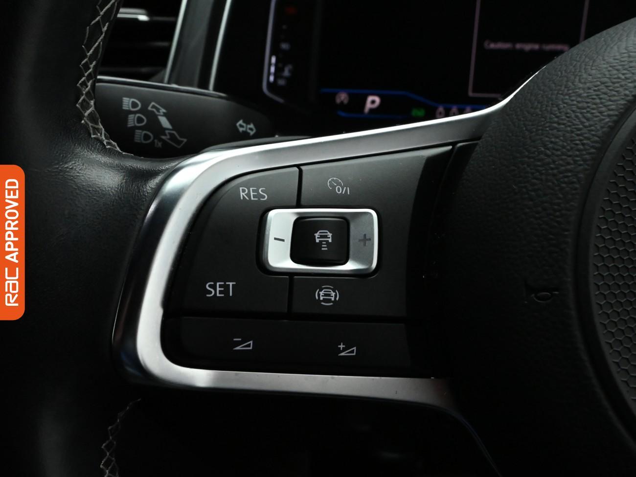 Used Volkswagen T-Roc 2021 for sale - 77138870: Photo 21