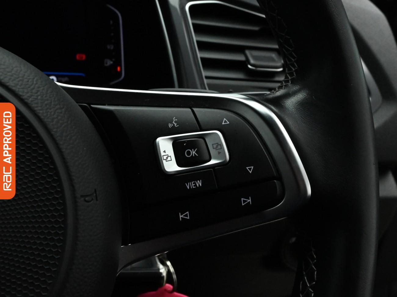 Used Volkswagen T-Roc 2021 for sale - 77138870: Photo 23