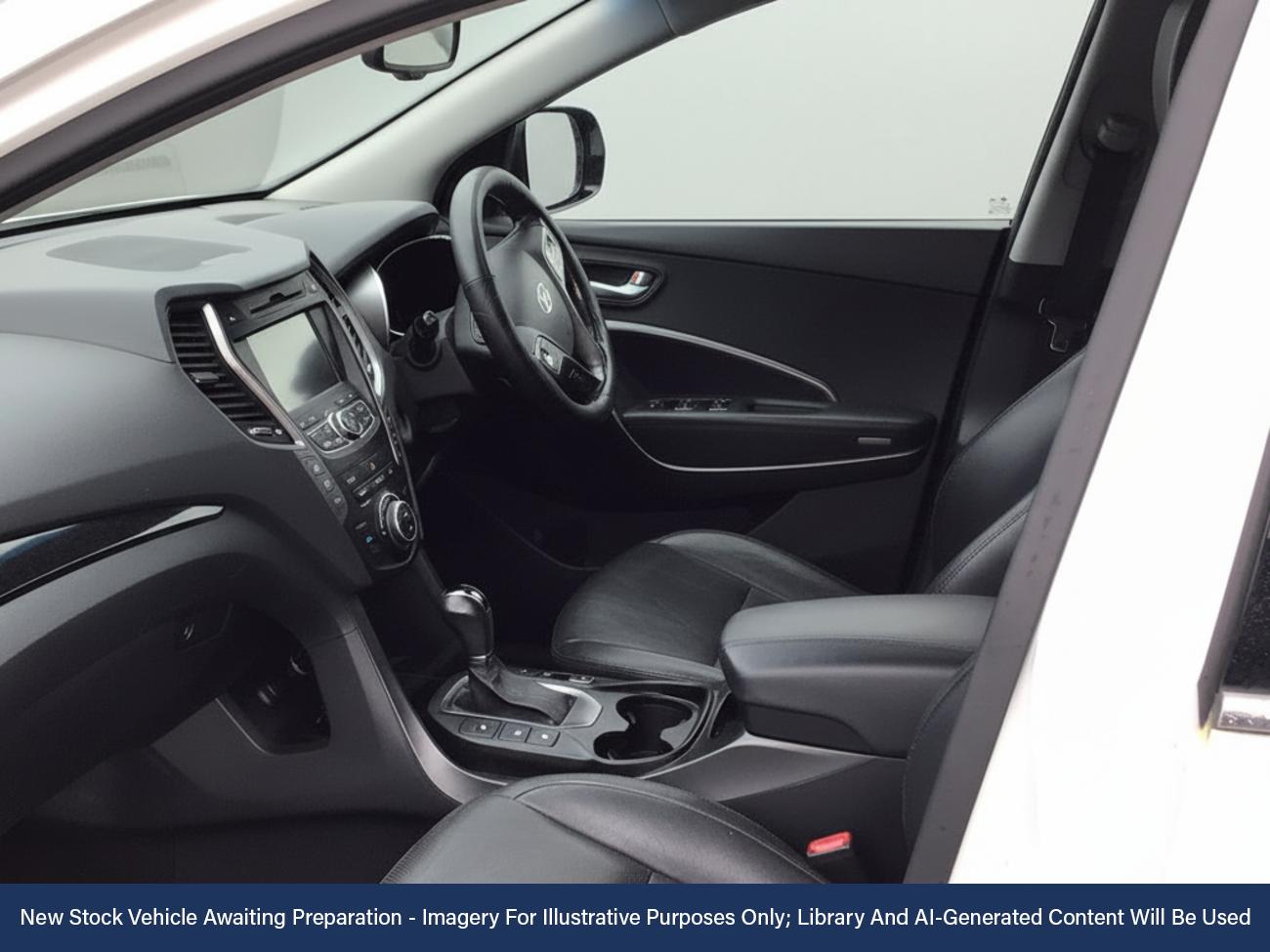 Used Hyundai Santa Fe 2015 for sale - 76495174: Photo 3