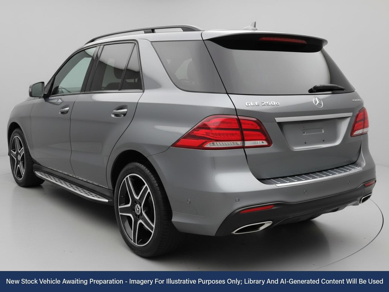 Used Mercedes-Benz GLE 2018 for sale - 76611939: Photo 2