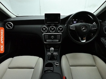 Used Mercedes-Benz A-Class 2018 for sale - 78359383: Photo