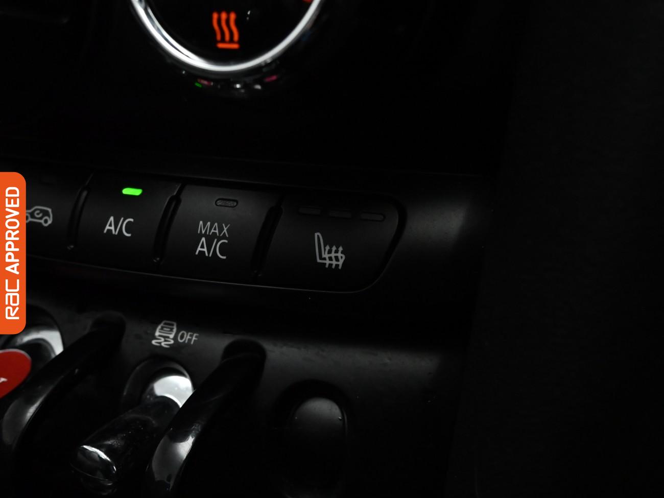 Used MINI Convertible 2018 for sale - 76919250: Photo 17