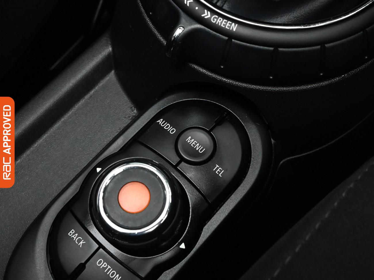 Used MINI Convertible 2018 for sale - 76919250: Photo 21