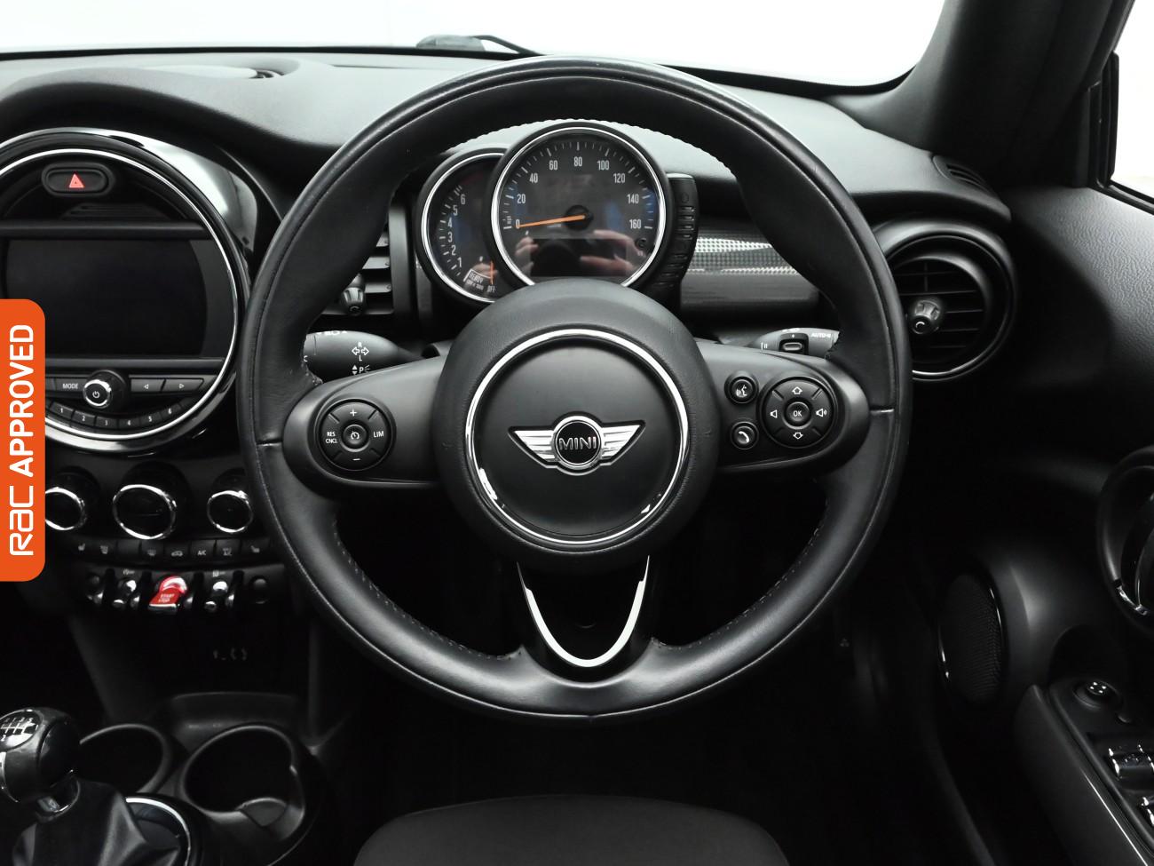 Used MINI Convertible 2018 for sale - 76919250: Photo 9