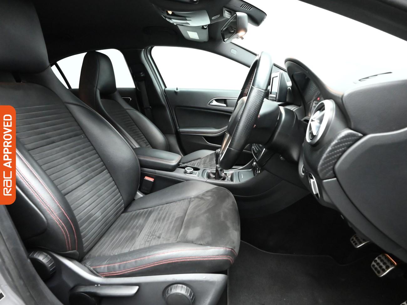 Used Mercedes-Benz A-Class 2015 for sale - 77158750: Photo 12