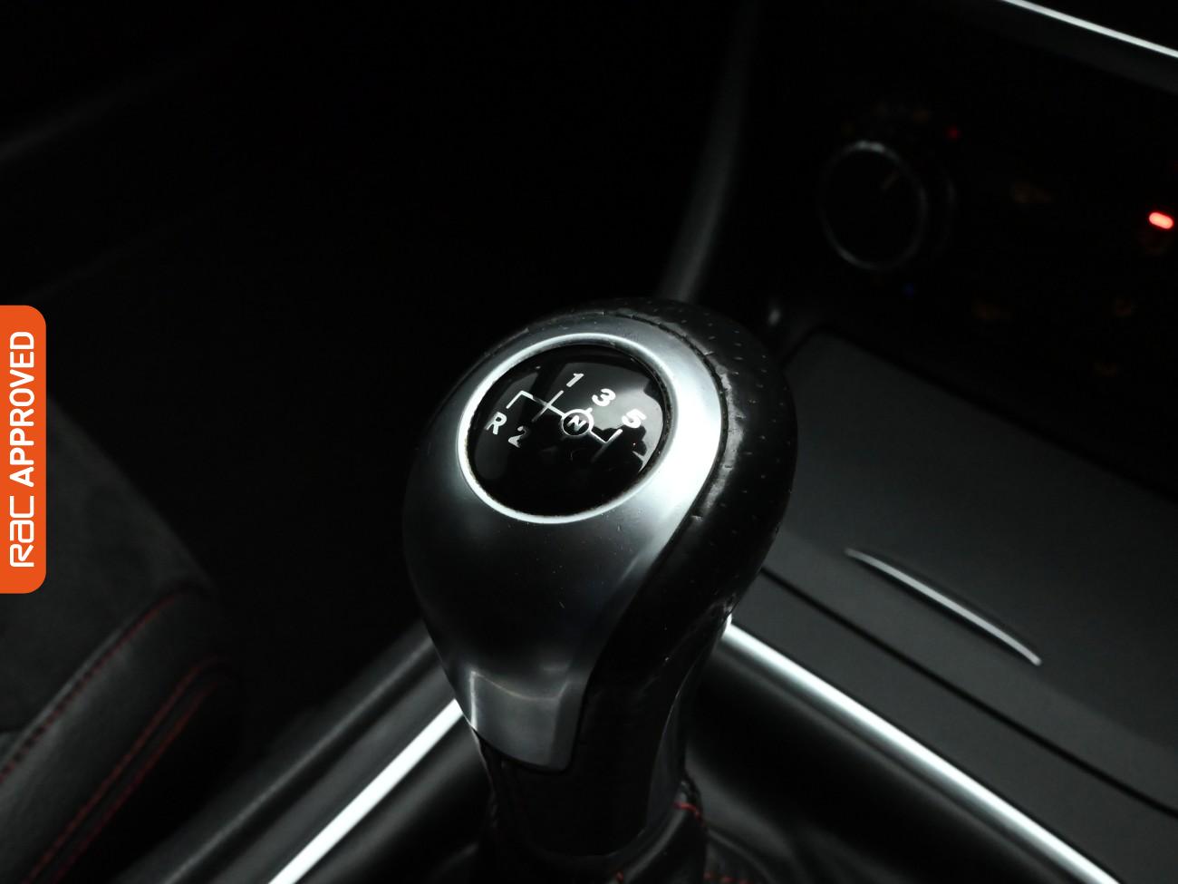 Used Mercedes-Benz A-Class 2015 for sale - 77158750: Photo 18