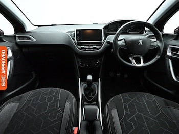 Used Peugeot 2008 2017 for sale - 78744200: Photo