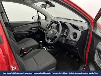 Used Toyota Yaris 2018 for sale - 79851691: Photo