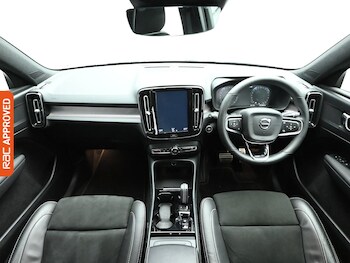 Used Volvo XC40 2022 for sale - 77207800: Photo