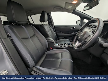 Used Nissan Leaf 2022 for sale - 76980156: Photo