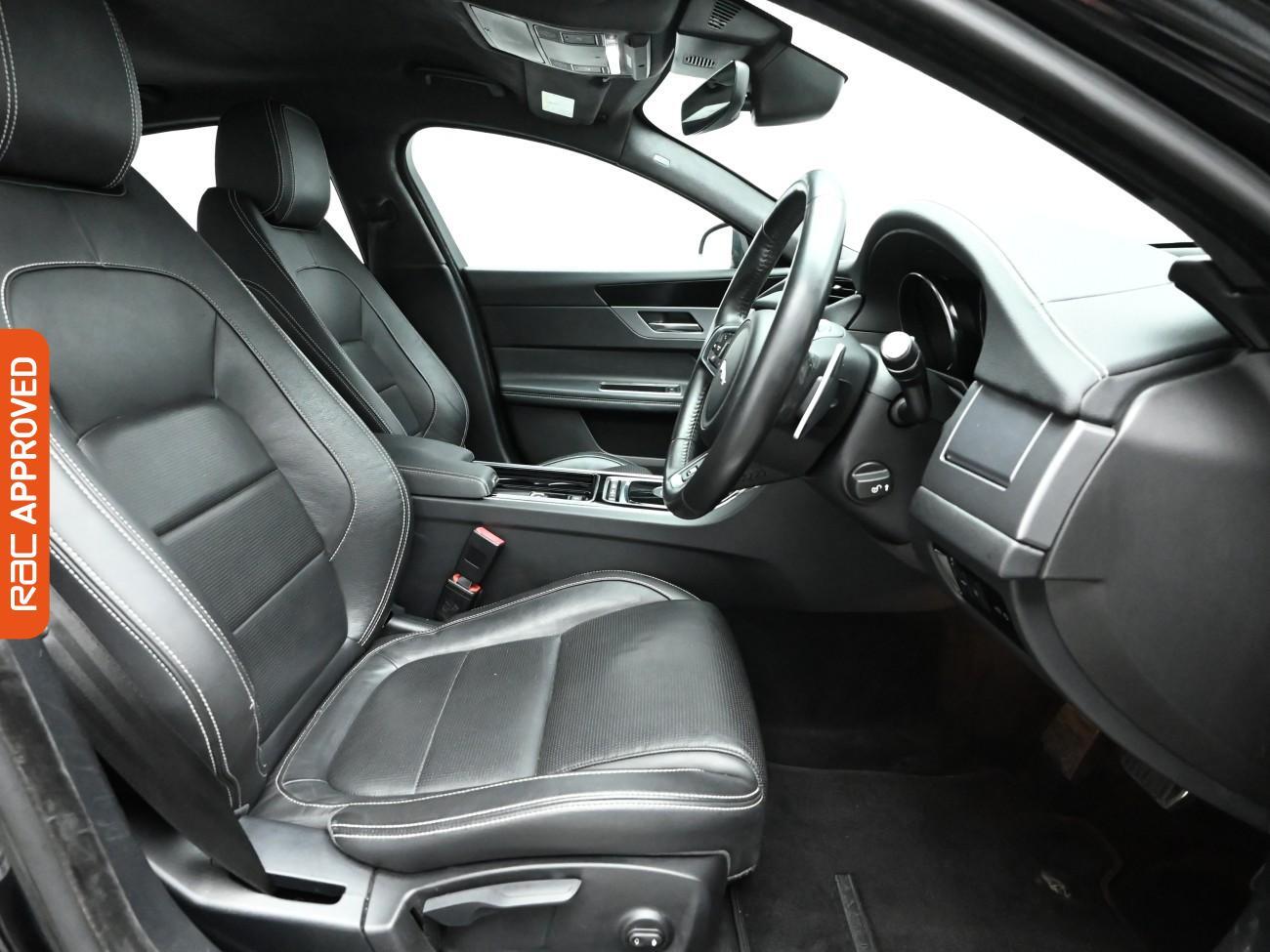 Used Jaguar XF 2020 for sale - 77368751: Photo 12