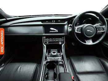 Used Jaguar XF 2020 for sale - 77368751: Photo
