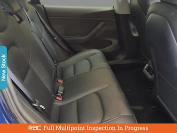 Used Tesla Model 3 2025 for sale - 76128504: Photo 4