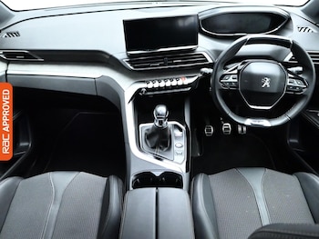 Used Peugeot 5008 2022 for sale - 76011116: Photo
