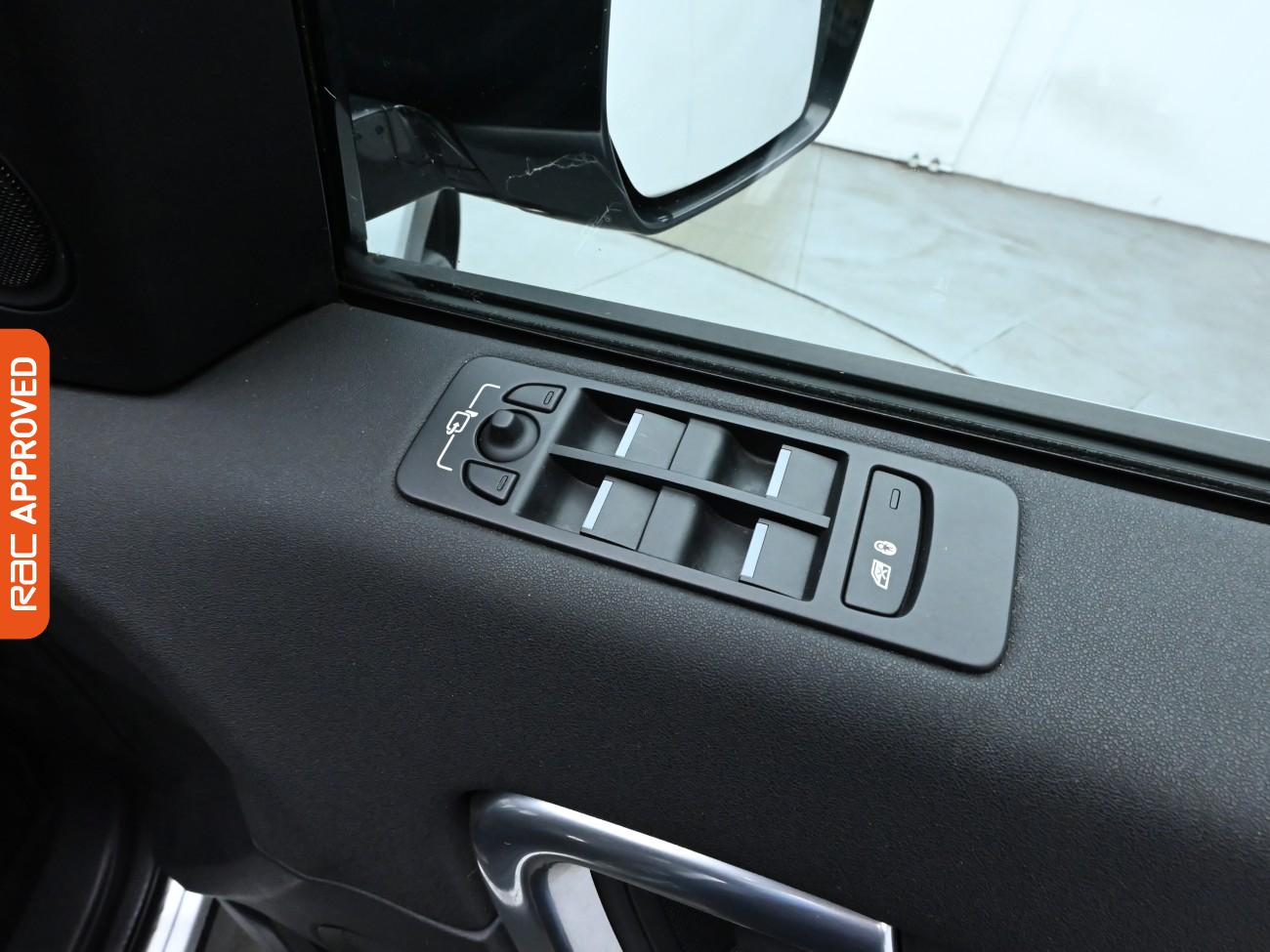 Used Land Rover Discovery Sport 2016 for sale - 76629916: Photo 27