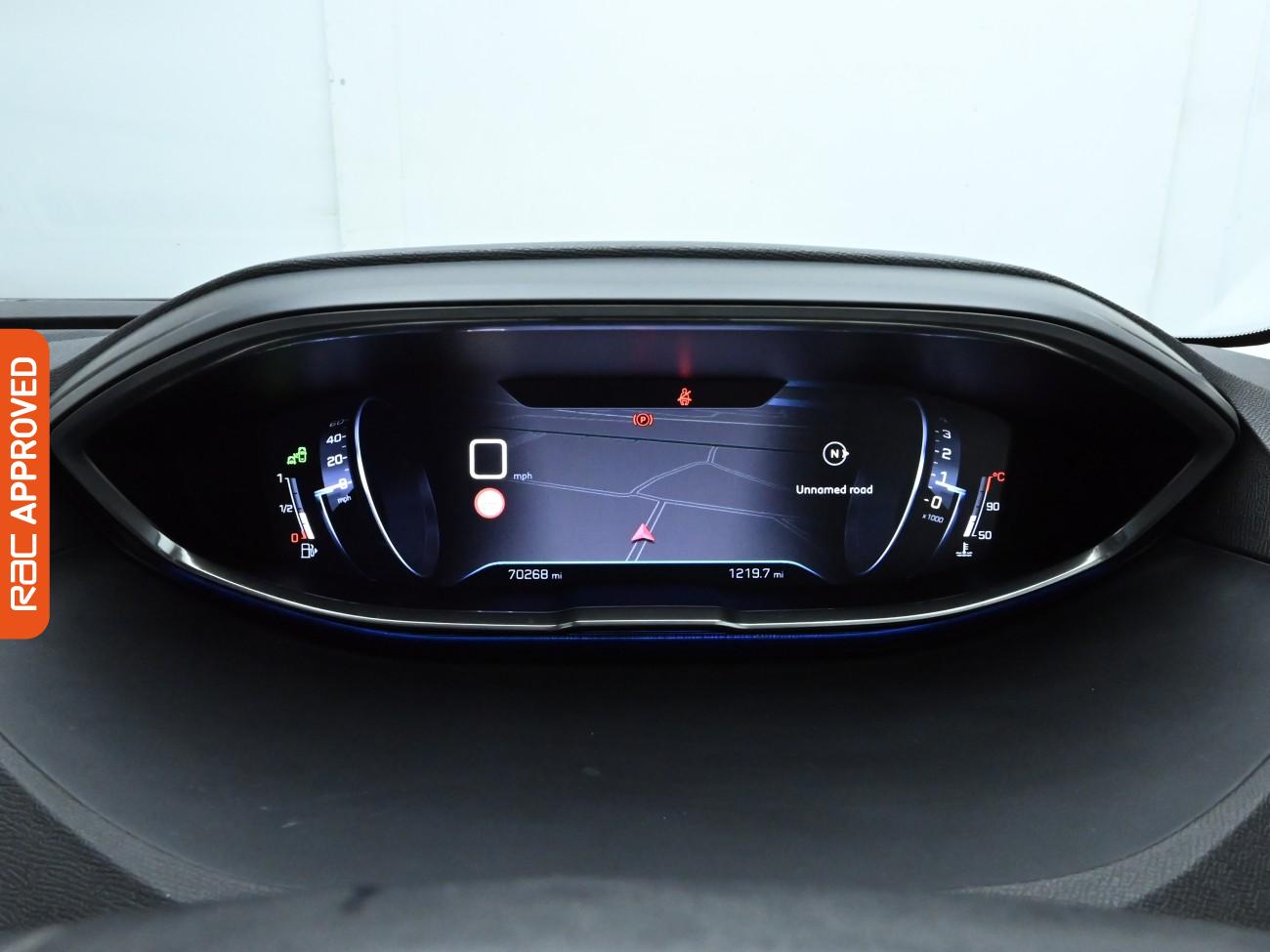 Used Peugeot 3008 2018 for sale - 76288237: Photo 11