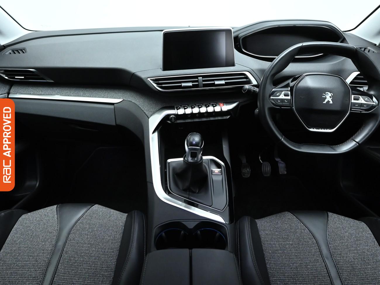 Used Peugeot 3008 2018 for sale - 76288237: Photo 2