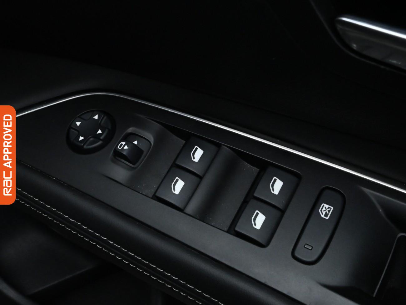 Used Peugeot 3008 2018 for sale - 76288237: Photo 25