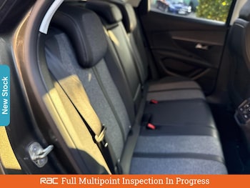 Used Peugeot 3008 2018 for sale - 76288237: Photo 4