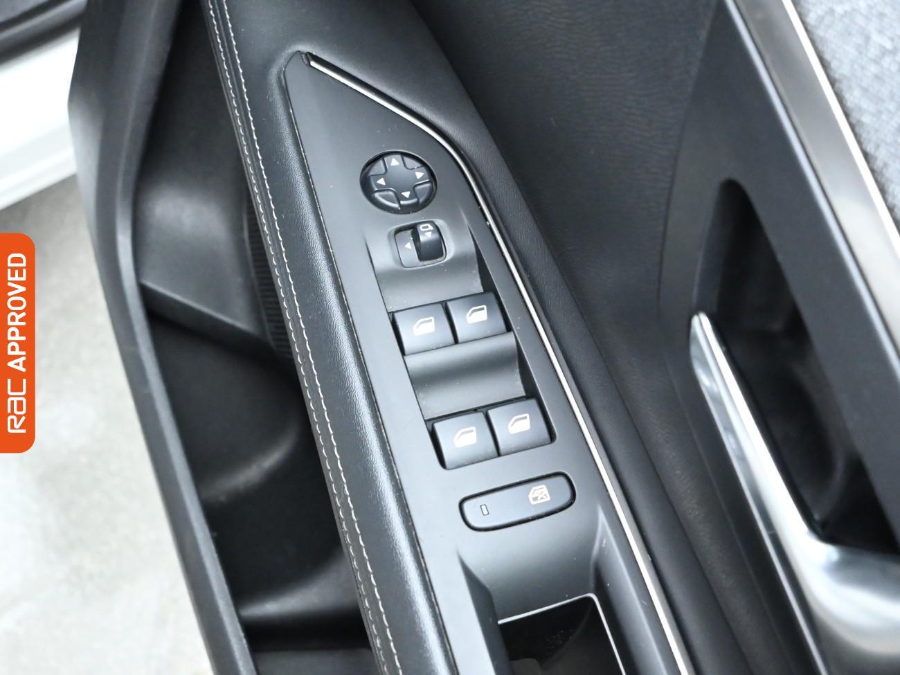 Used Peugeot 3008 2019 for sale - 76558068: Photo 23