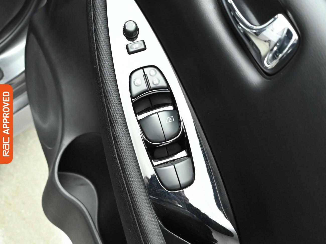 Used Nissan Leaf 2024 for sale - 77249570: Photo 25