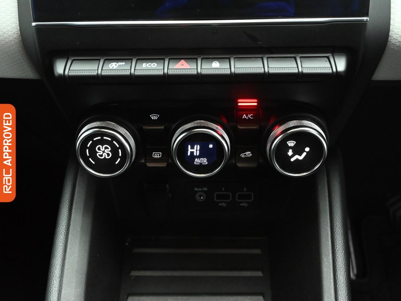 Used Renault Clio 2020 for sale - 76723900: Photo 17